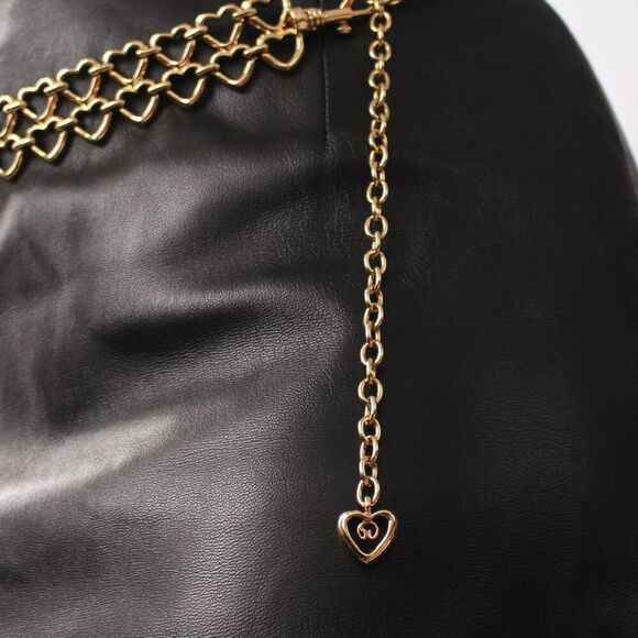 St. John Gold Heart Chain Belt Adjustable Waist Designer Accessory - Picture 4 of 5
